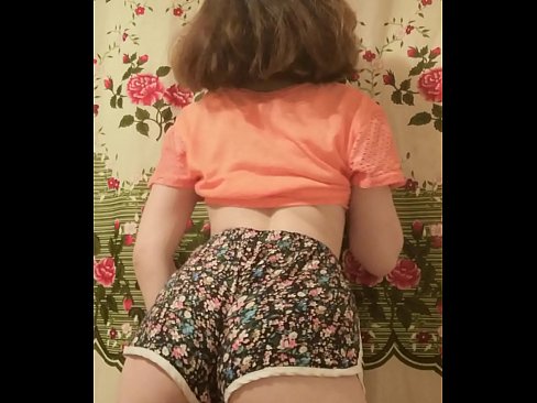 ❤️ Seksega juna bebo demetas sian pantalonon ĉe fotilo ☑ Belega porno ĉe eo.teatroporno.ru ❌