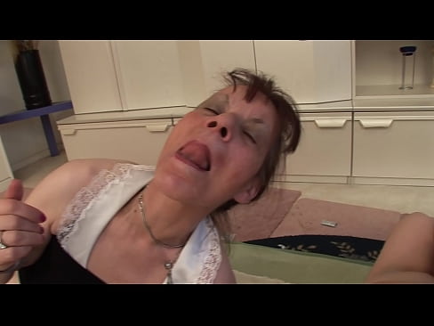 ❤️ Du avinoj kaj unu avo havas triopon ☑ Belega porno ĉe eo.teatroporno.ru ❌