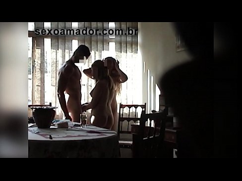 ❤️ Seksaj amikoj invitas gigantan viron kaj triopon kun li ☑ Belega porno ĉe eo.teatroporno.ru ❌